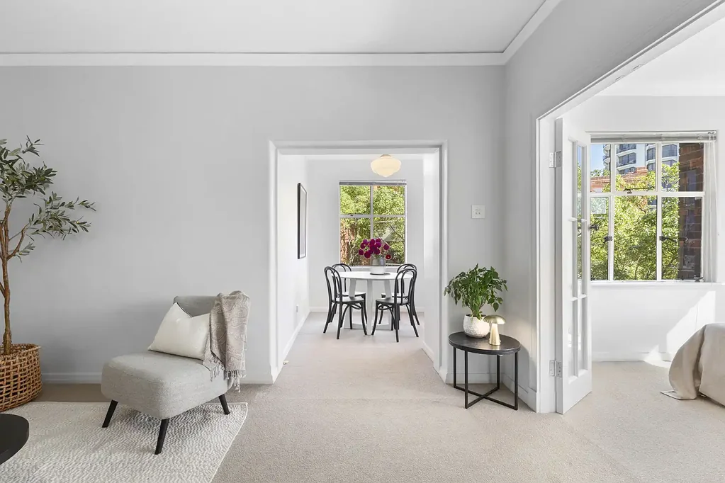 Elizabeth Bay 2कमरा Classic Art Deco Level 6 Apartment in 'Birtley Towers'