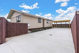 2/16 Secretariat Place, Randwick Park