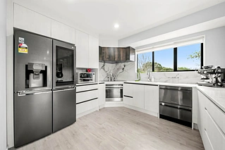 19 Adelphi Place, Albany, North Shore City