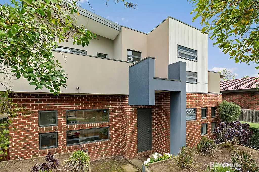 1/738 Elgar Road, Doncaster, VIC 3108