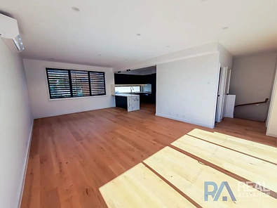3/53 Myrtle Street, Ivanhoe, VIC 3079, 4 habitaciones, 3 baños, Townhouse