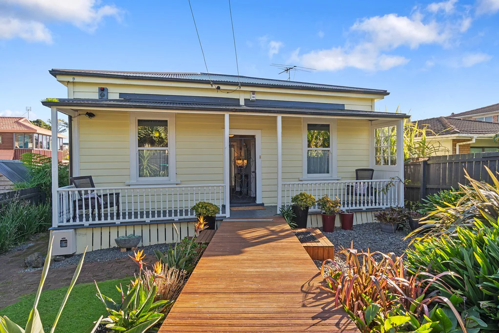Onehunga 4房  Vendors have bought, this property must sell!