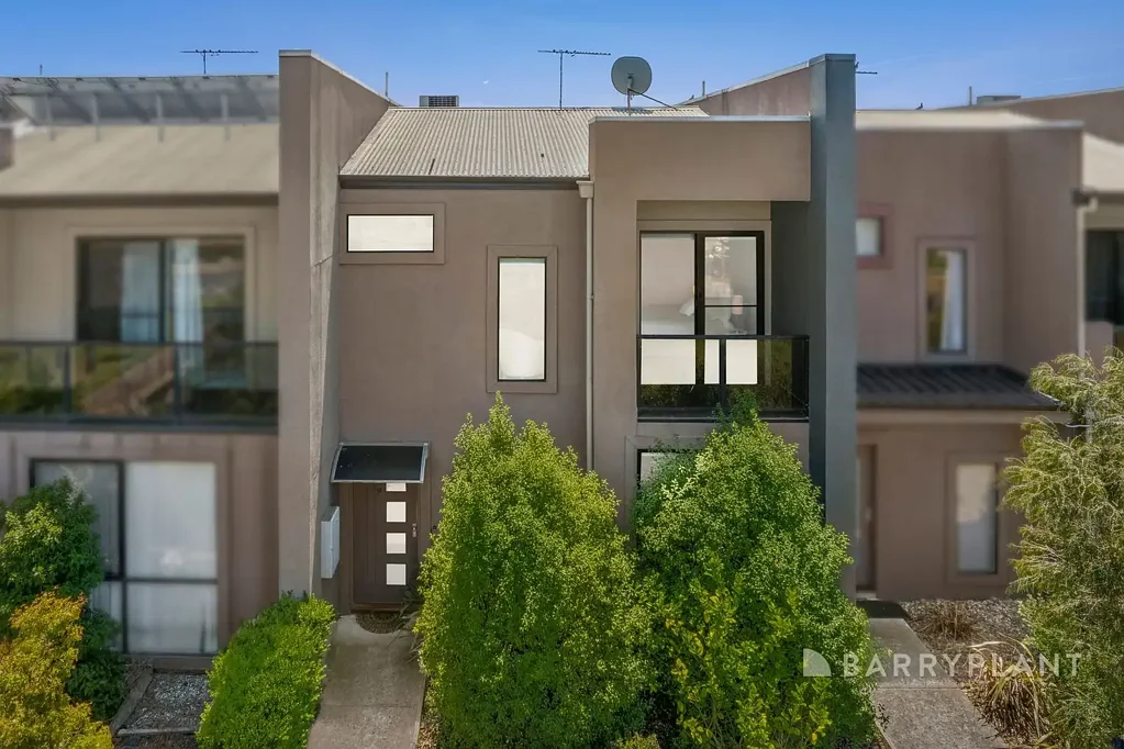 16 Scrubwren Drive, Williams Landing, VIC 3027