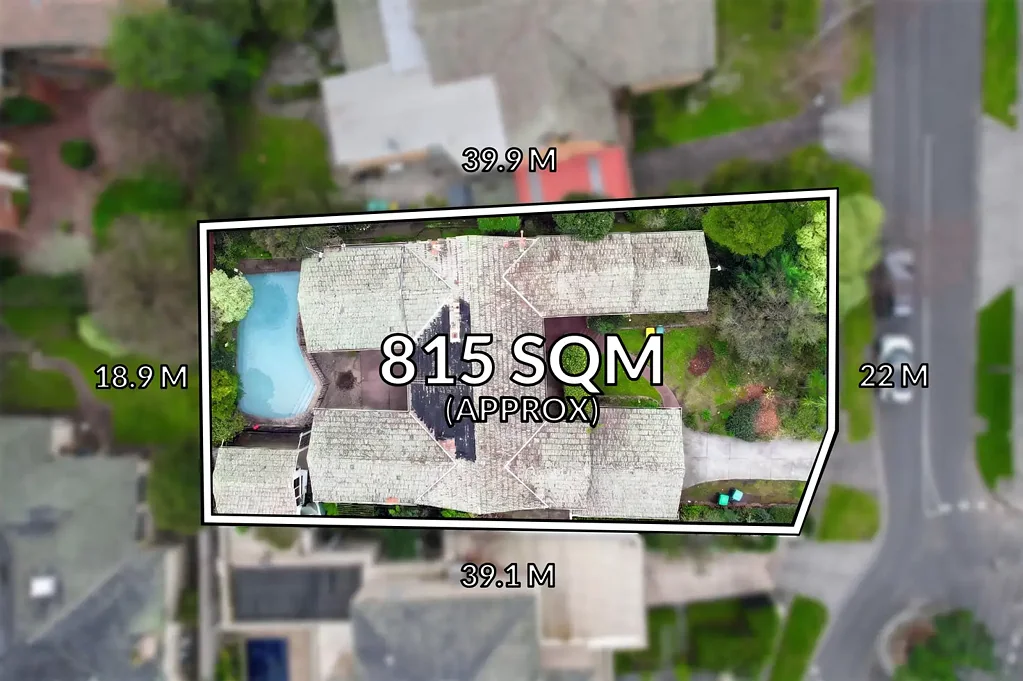 Balwyn North 3部屋 Prime 815sqm (approx.) with Wide 20m Frontage in Balwyn High Zone