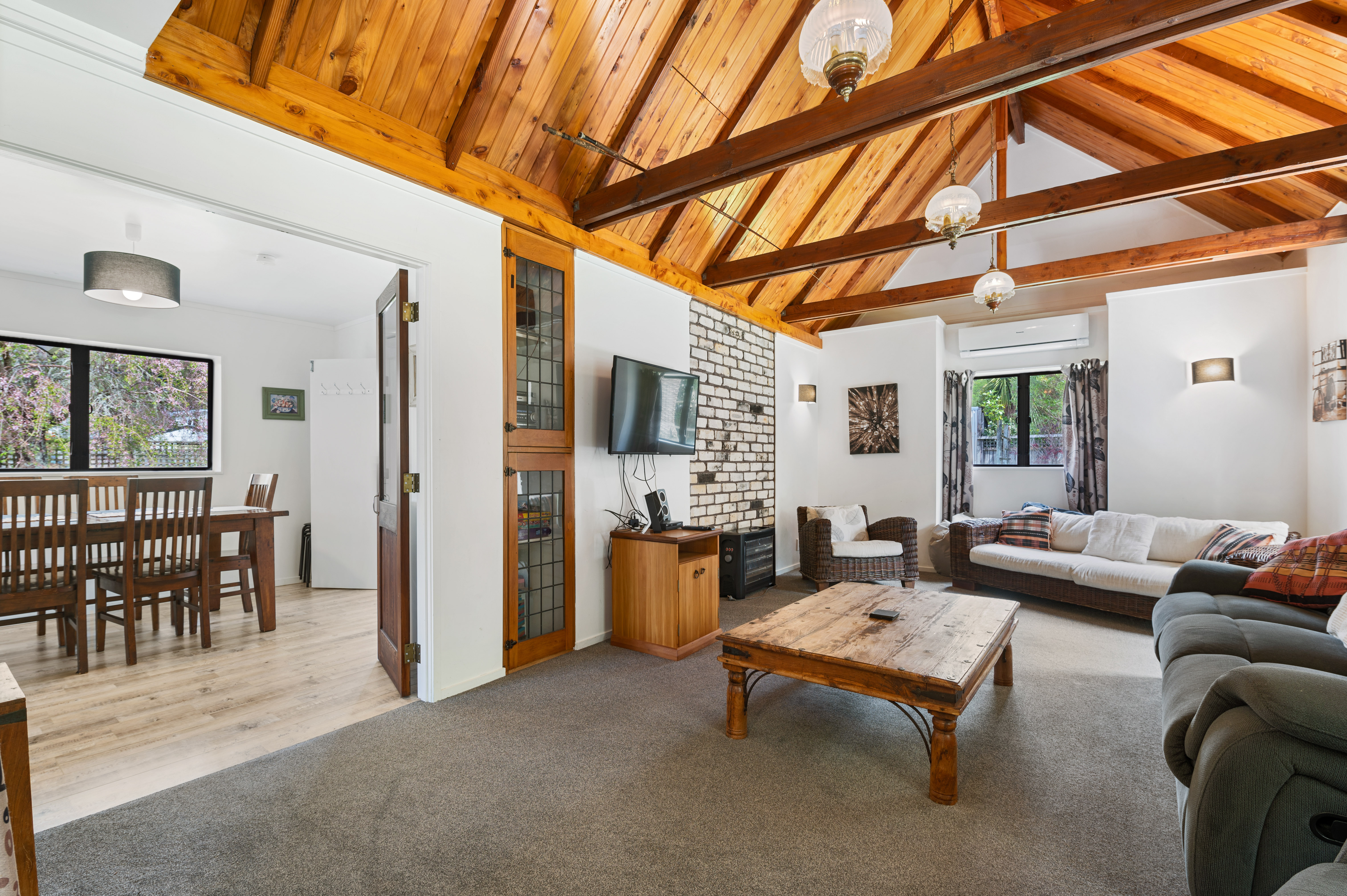 21 Millar Road, Lake Okareka, Rotorua, 3 chambres, 2 salles de bain