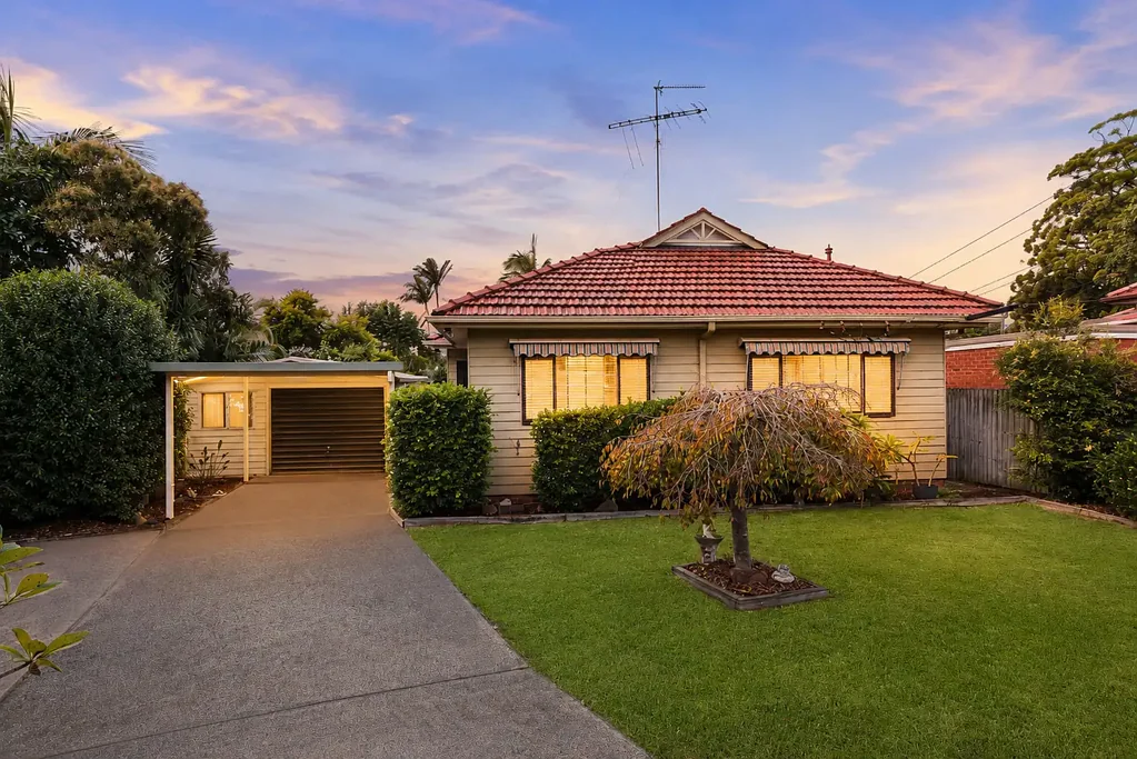 Dee Why 3ห้องนอน Spacious Single-Level Living in a Peaceful Pocket