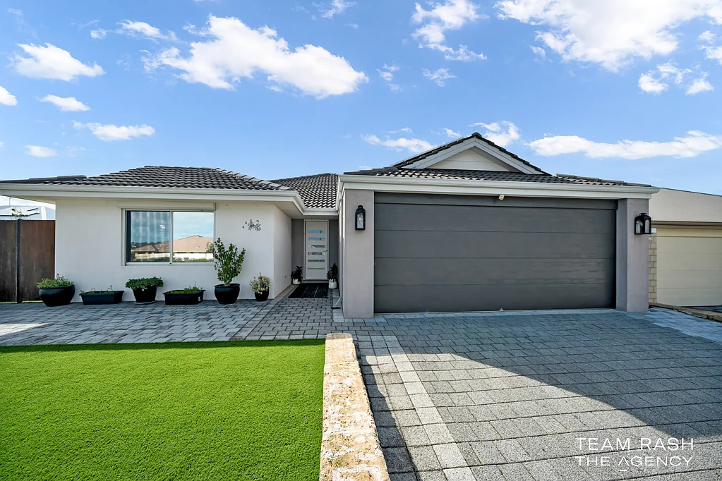 30 Aventurine Parade, Wellard, WA 6170