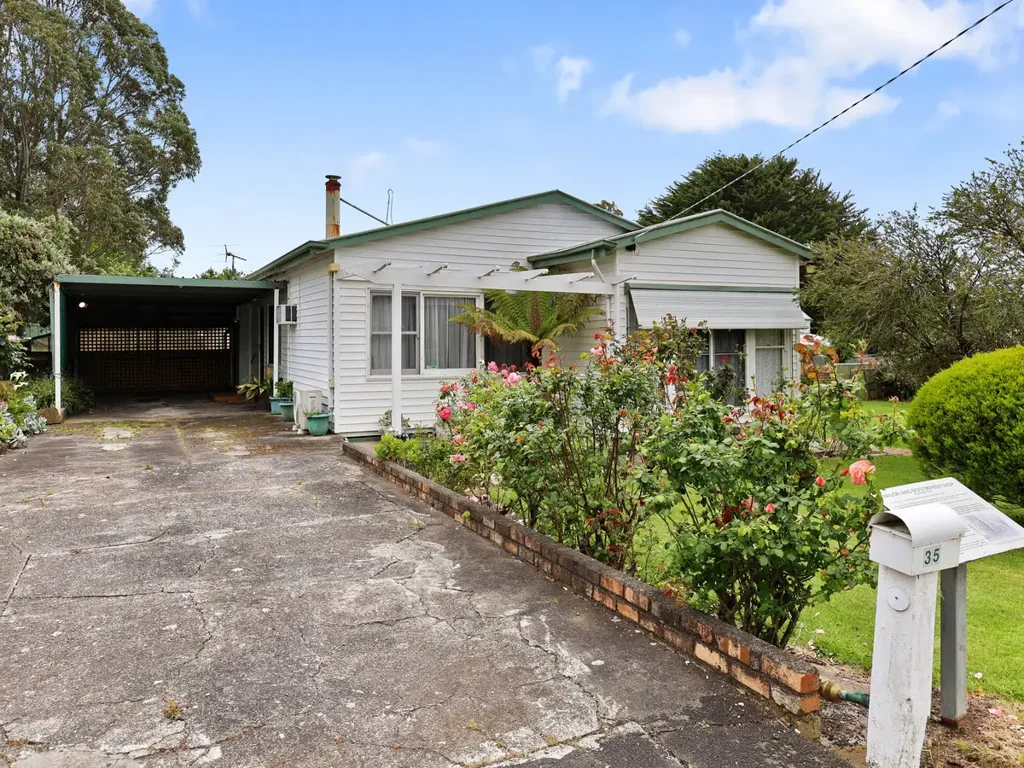 35 Heckfield Street, Macarthur, VIC 3286
