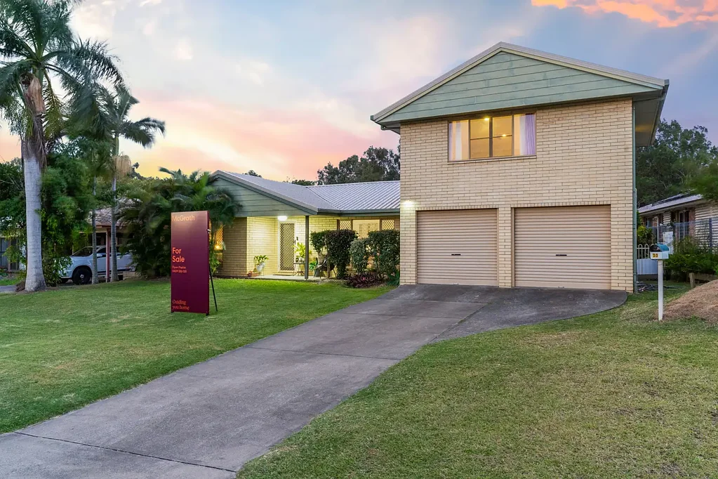 30 O'shanesy Street, Koongal, QLD 4701