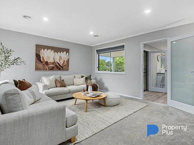 19 Burrowes Street, Golden Square, VIC 3555, 3房, 1浴, House