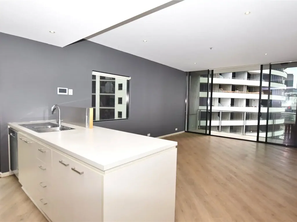 Unfurnished 2 bedroom apartment at Docklands