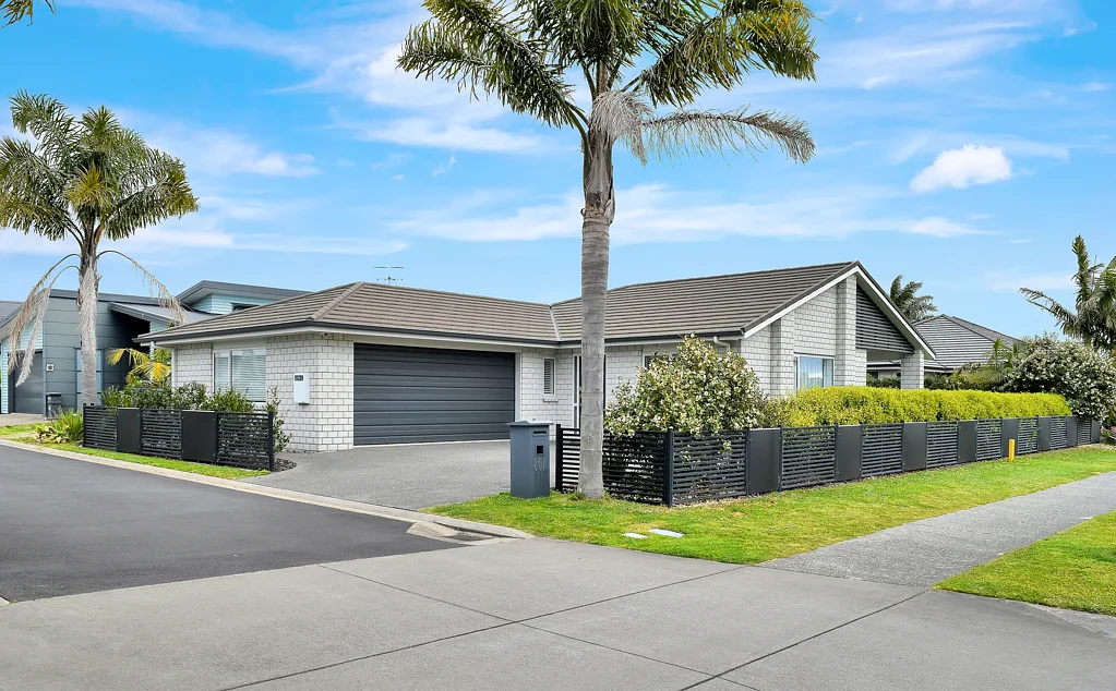 Papamoa 3 Bedroom Contemporary Living in a Prime Location