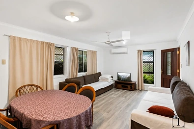 19 Marchant Street, Manoora, QLD 4870, 3 Bedrooms, 1 Bathrooms, House