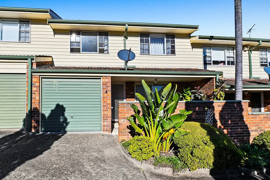 4/54 Lang Street, Padstow, NSW 2211, 2 Bedrooms, 1 Bathrooms, Townhouse