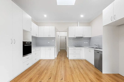 9 Edgar Street, Strathfield, NSW 2135, 5房, 2浴, House