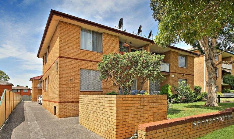 UNIT 2 43 FAIRMOUNT ST, LAKEMBA NSW 2195, 0房, 0浴, Unit