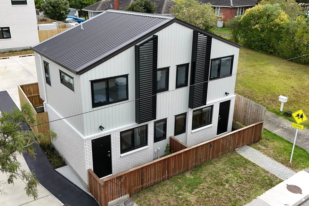 2/15 Toru Street, Te Atatu Peninsula, Waitakere City, Auckland