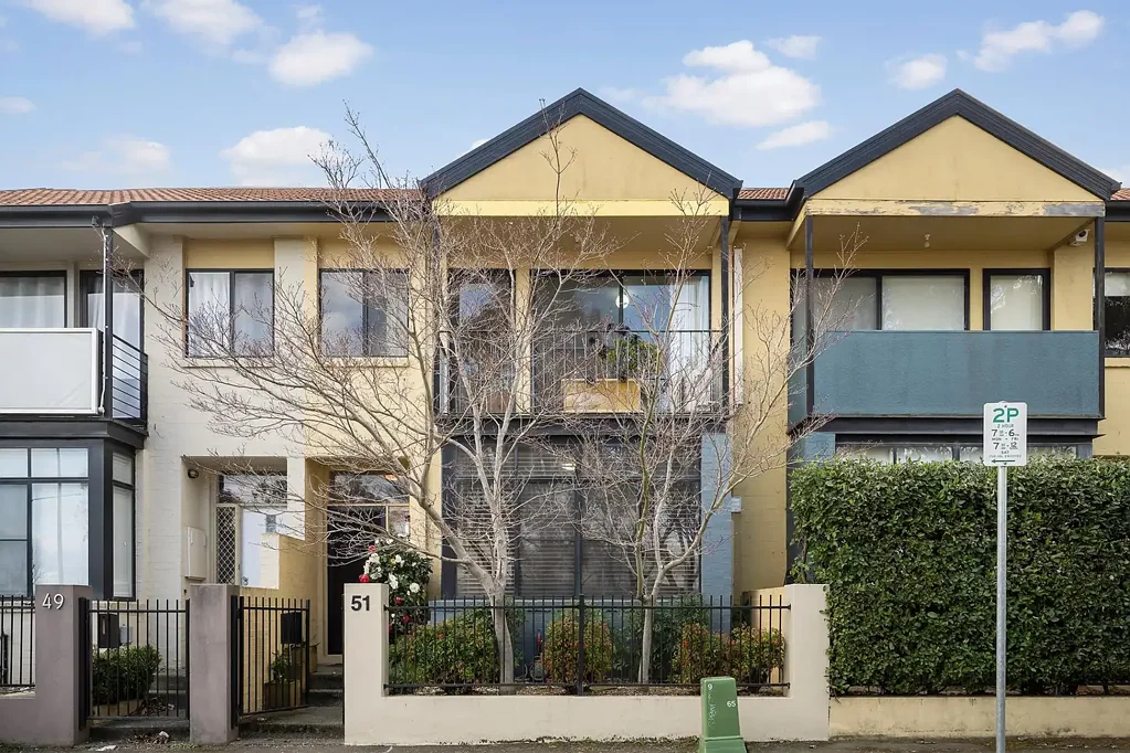 Gungahlin 3房  Prepare to be enlightened�