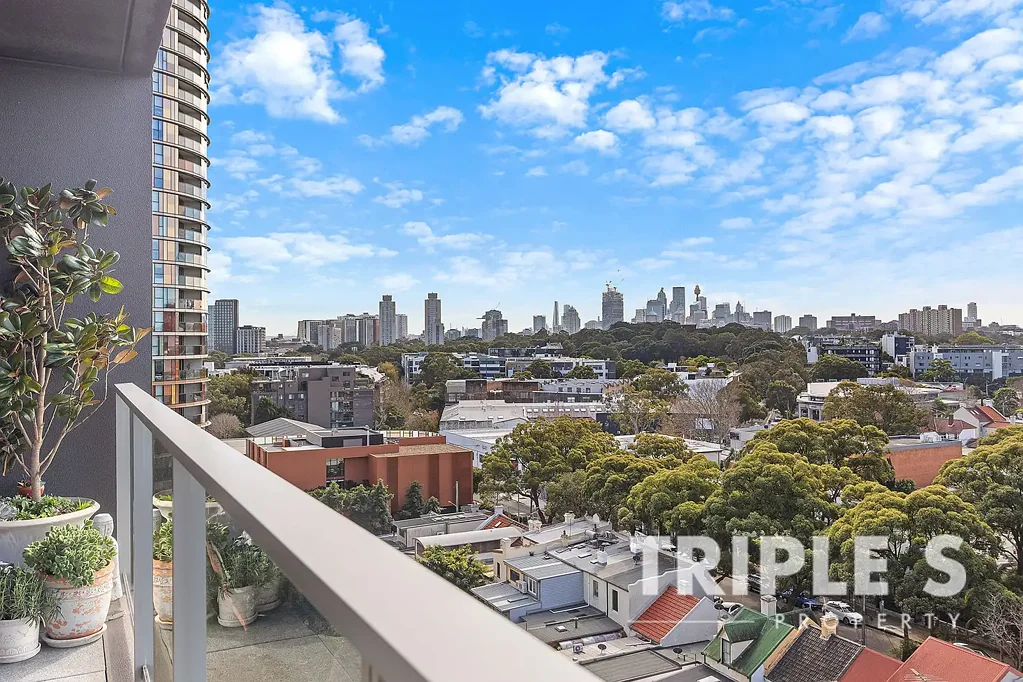 Zetland 2Moenga Stunning 180° Views | Stylishly Interiors | Sought after Green Square Location