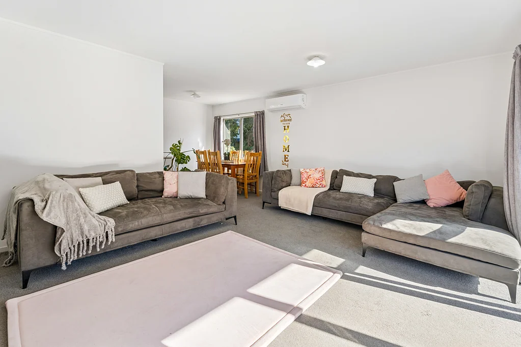 Mangere East 4 Bedroom FREEHOLD | 4-Bedroom Home in a Prime Location!