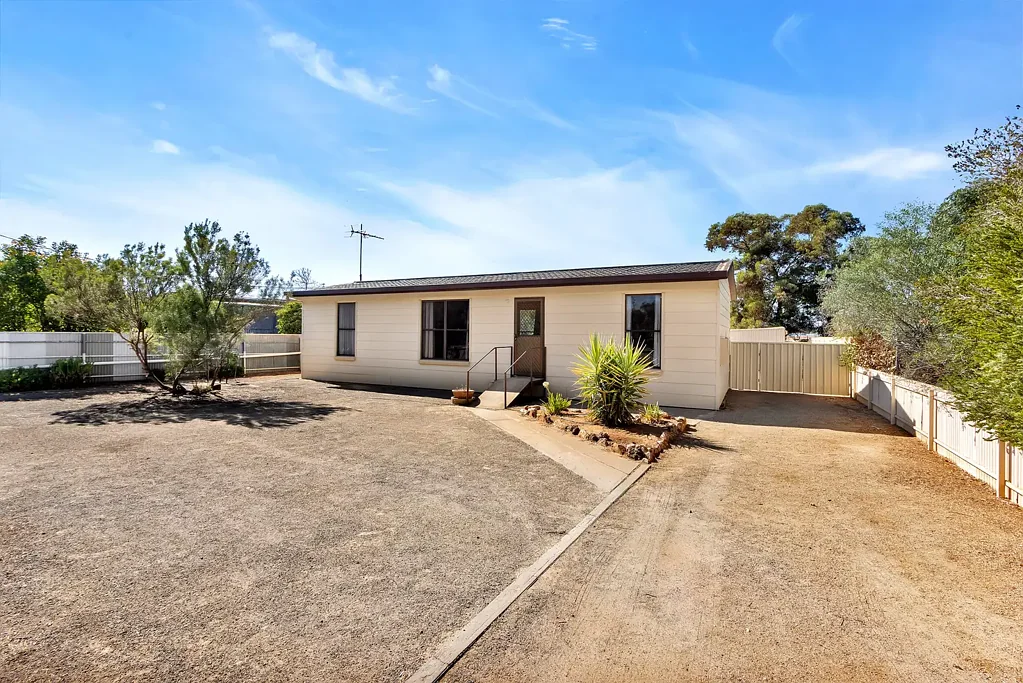 49 Railway Terrace, Balaklava, SA 5461