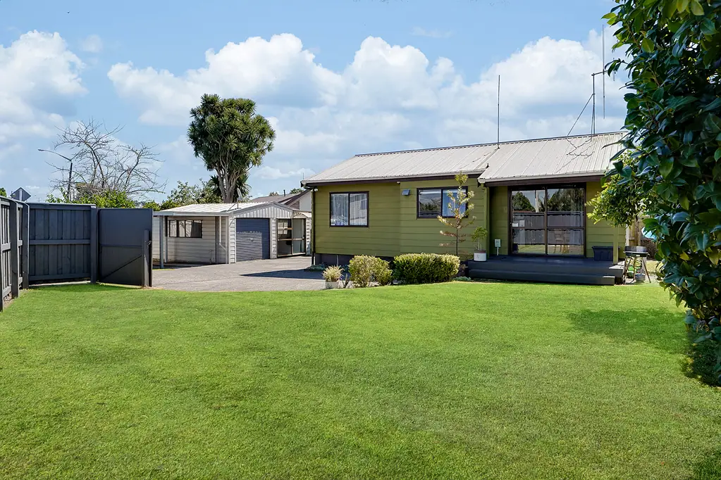 Hillcrest 2房  GREAT BUY - HILLCREST ZONED