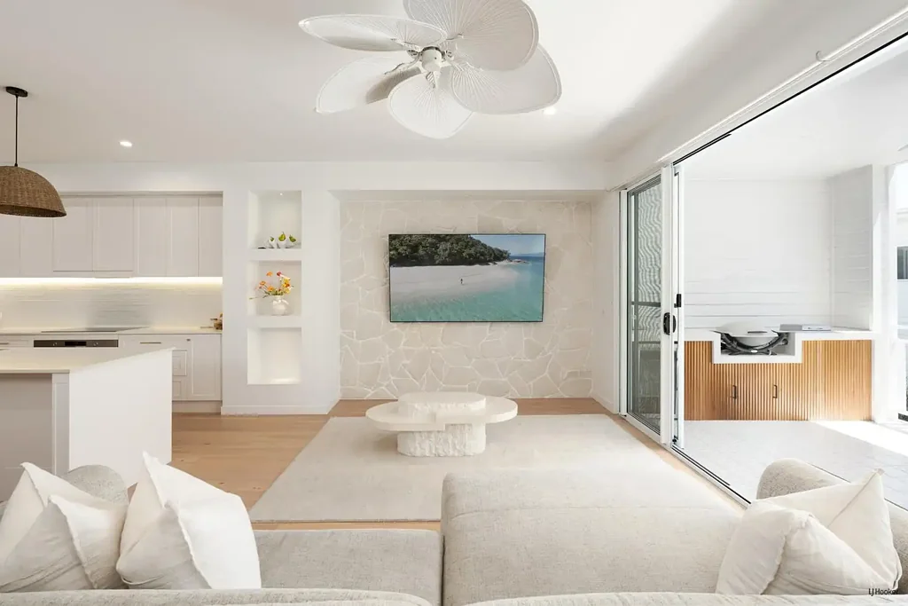 4/11 Appel Street, Coolangatta, QLD 4225