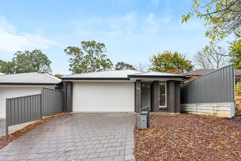 8B Ridgway Drive, Flagstaff Hill, SA 5159
