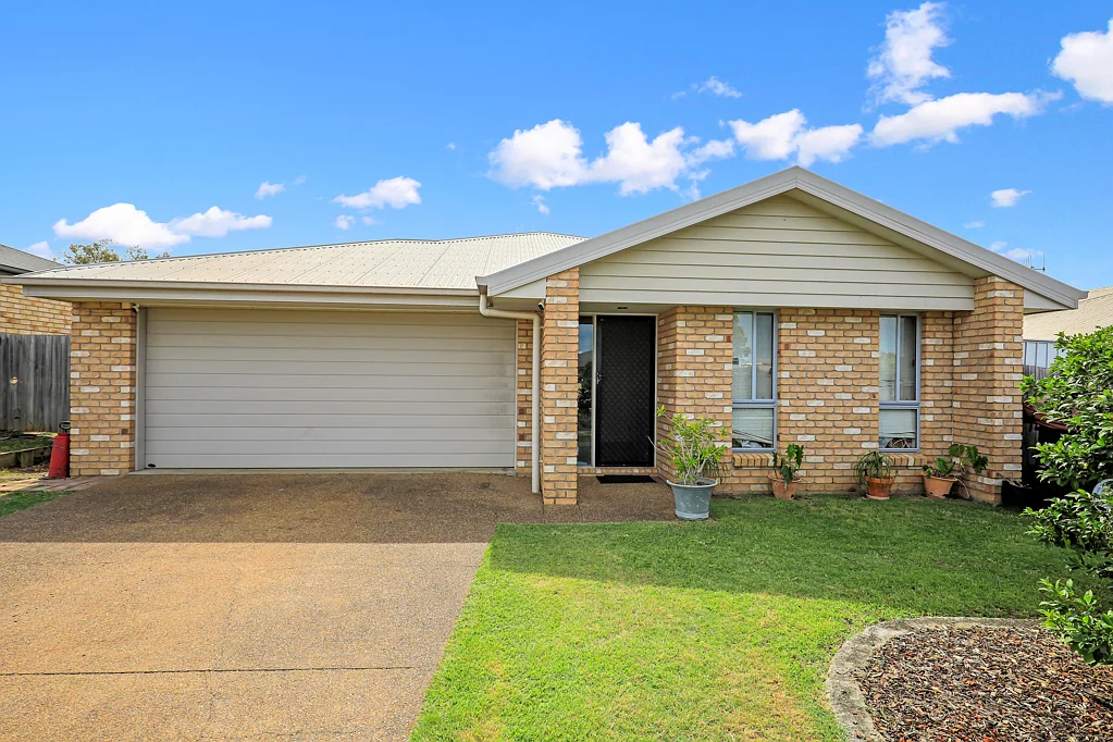 82 Neville Drive, Branyan, QLD 4670