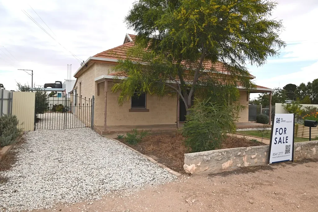 25 Fifth Street, Morgan, SA 5320