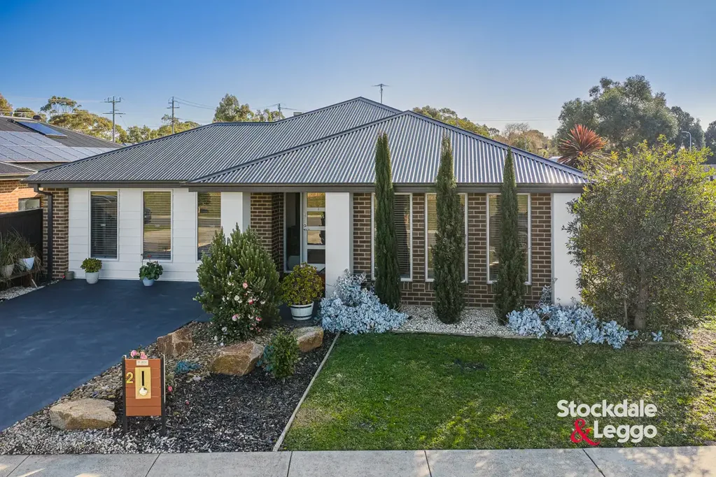 Wonthaggi 6 Bedroom Dual-Living Opportunity – Versatile 6-Bedroom Home
