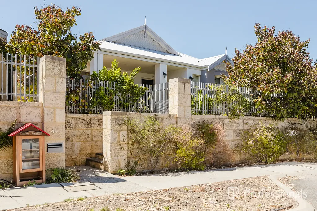 44 Beachside Parade, Yanchep, WA 6035