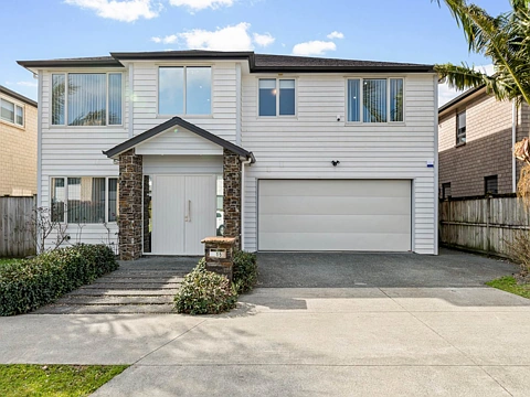 15 Ballyholey Drive, Flat Bush, Manukau City