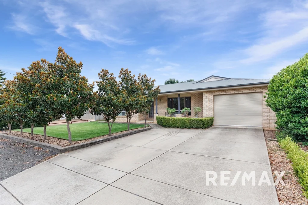 450 Kooringal Road, Lake Albert, NSW 2650