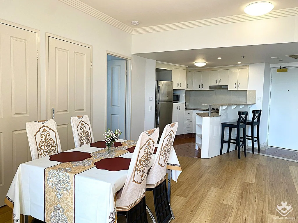 Brisbane City 2ਬੈੱਡਰੂਮ Spacious 2 Bedroom, 2 Bathroom Apartment with Brand New Flooring and Stunning River and City Views - Prime CBD Location!