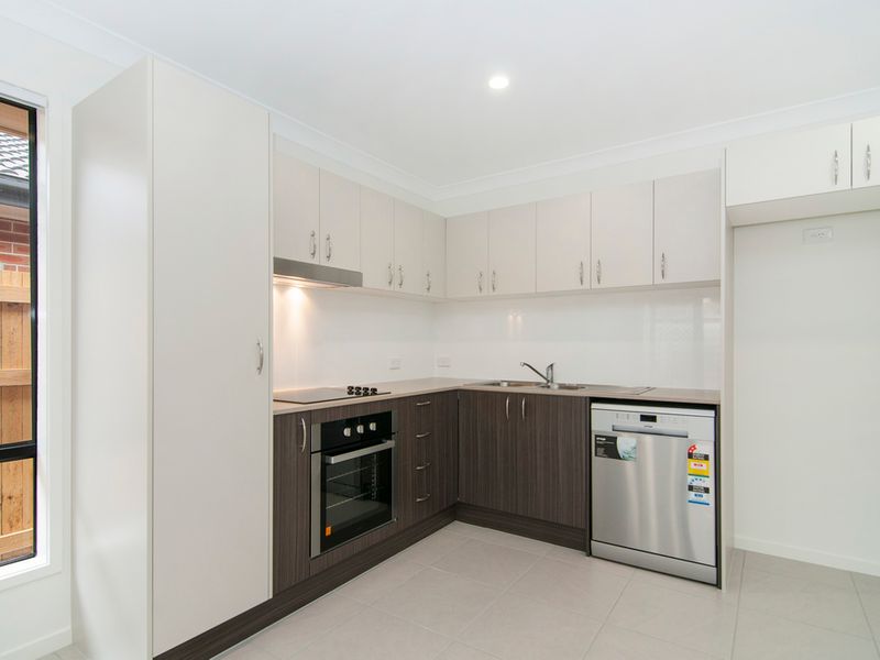 3 QUAIL CT, REDBANK PLAINS QLD 4301, 0 habitaciones, 0 baños, House