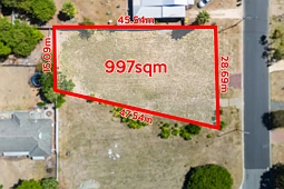 15 Eacott Street, Mandurah