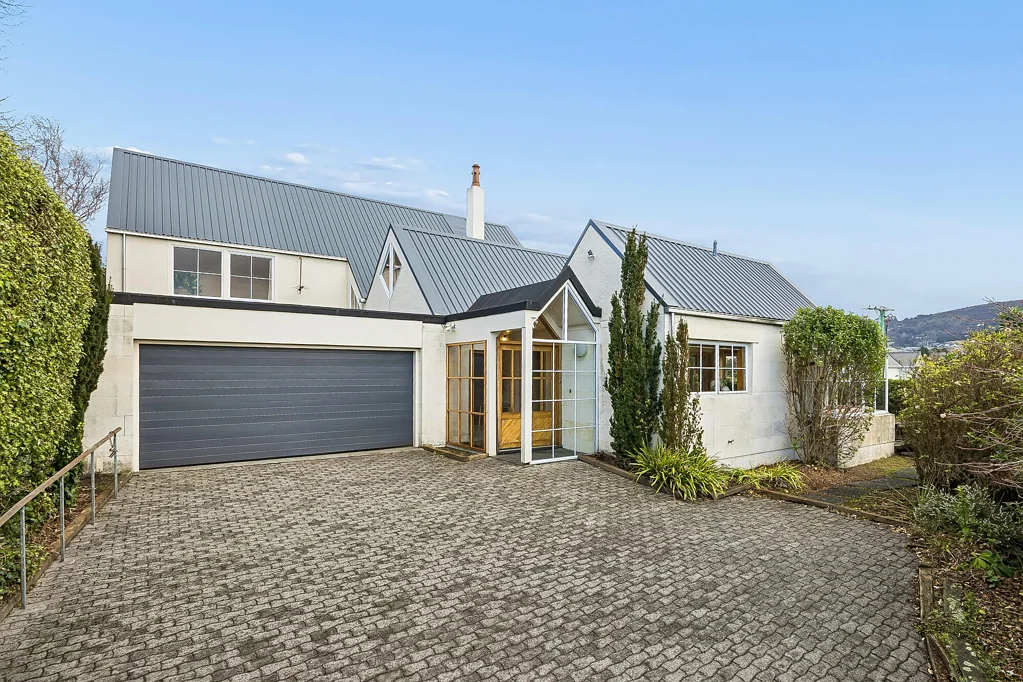 Maori Hill 3房  Prime position, exceptional potential