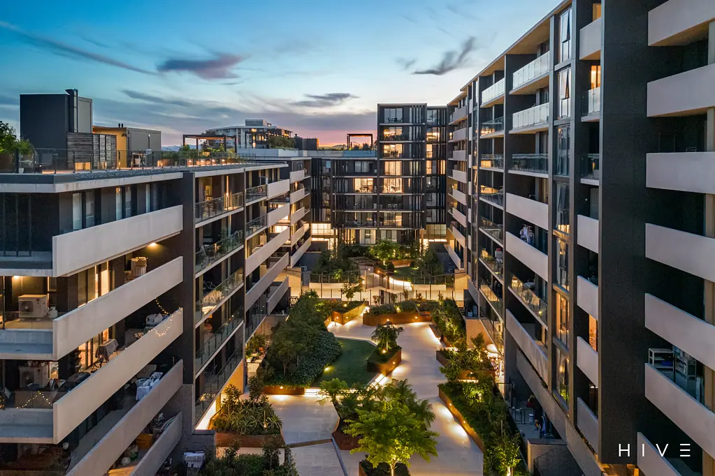 One Bedroom Apartment inside the Stylish Mulberry Complex