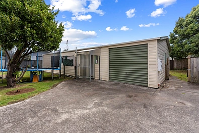 Papakura 6બેડરૂમ High-Yield Dual Dwelling