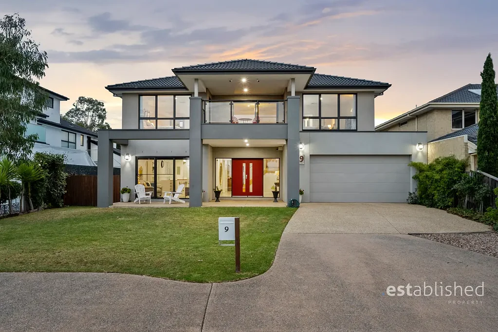 Point Cook 4Kwarto Breathtaking Water Views and Luxurious Living