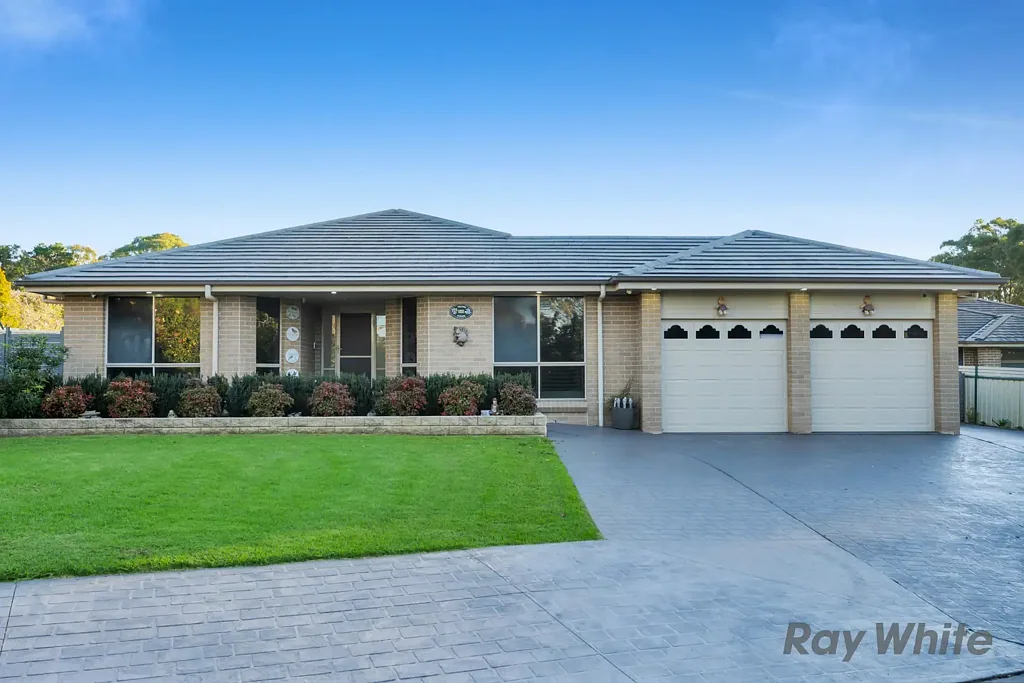 Bargo 5房  Spacious Family Living with Exceptional Entertaining