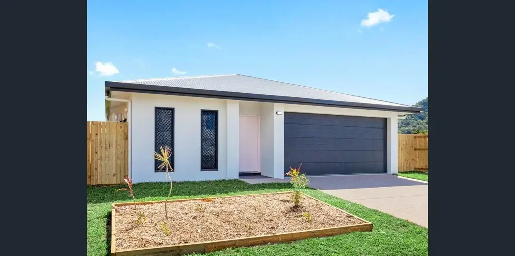 FAMILY HOME CLOSE TO THE BEACH!