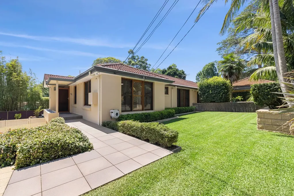 1/4 Victoria Avenue, West Pymble, NSW 2073