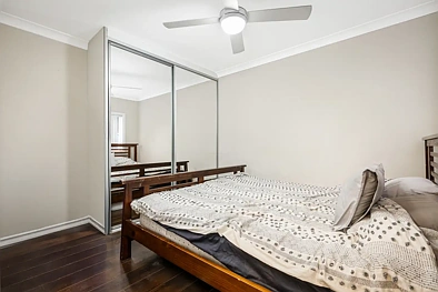 65 & 65A Pine Creek Circuit, St Clair, NSW 2759, 5房, 2浴, House