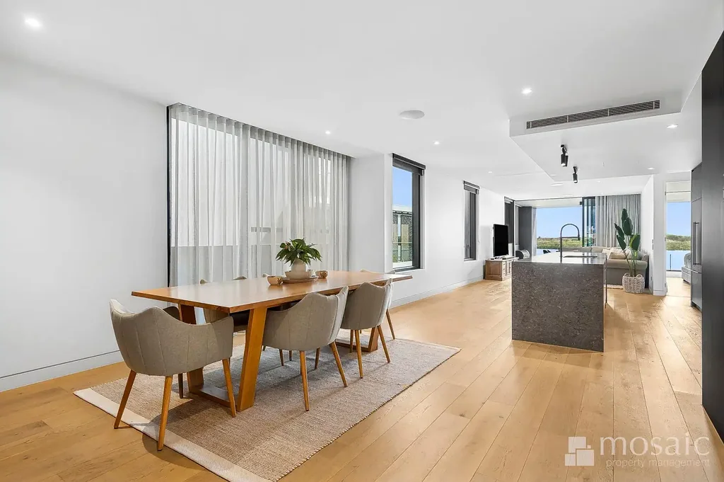 Luxury Waterfront Apartment - Avalon By Mosaic