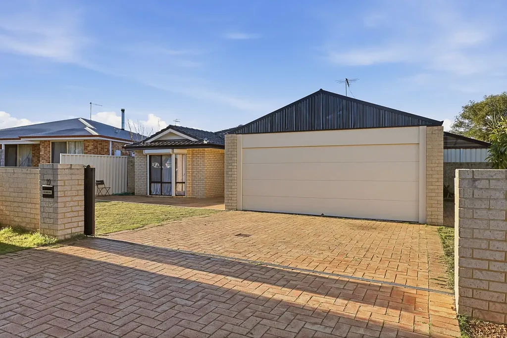 Greenfields 4Kwarto Comfortable Family Living with Spacious Outdoor Entertaining