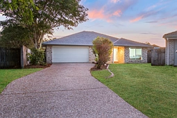 13 Lake Borumba Street, Logan Reserve