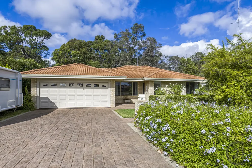 Eaton 3部屋 A Private, Light-Filled Haven on 1,254sqm in Eaton Estate