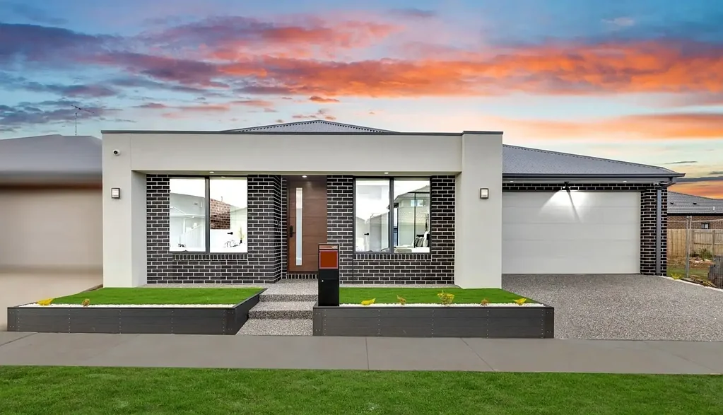 Truganina 4 Bedroom Modern Excellence on Amiata Drive